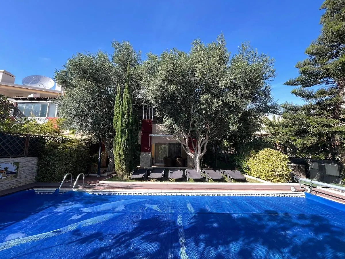 Villa With Private Pool And Beautiful Garden Los Cristianos  Holiday home Los Cristianos (Tenerife)