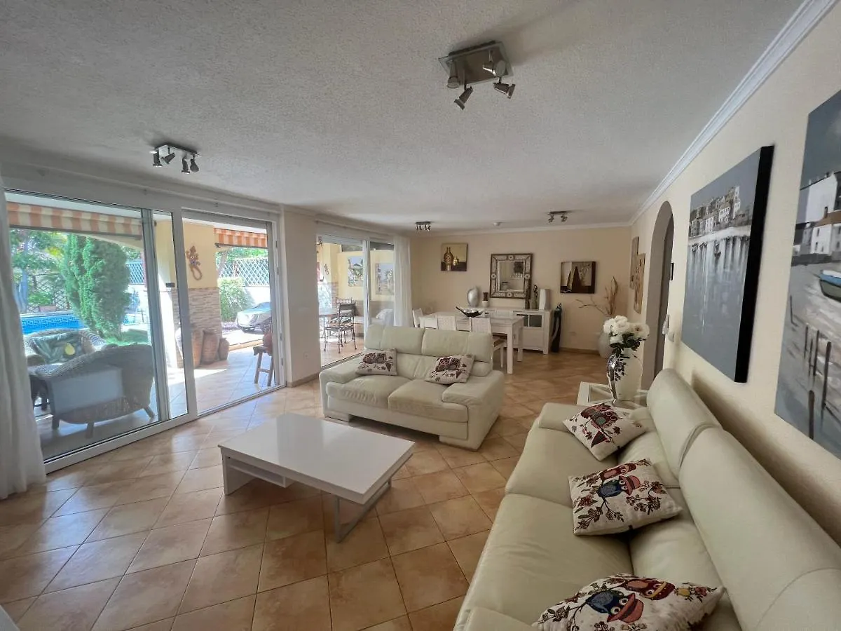 Villa With Private Pool And Beautiful Garden Los Cristianos