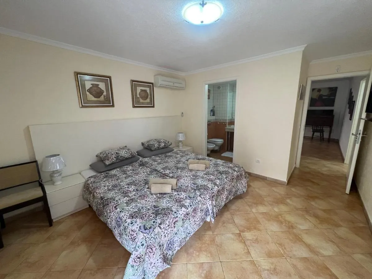 Villa With Private Pool And Beautiful Garden Los Cristianos  Los Cristianos (Tenerife)